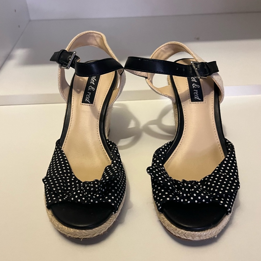 Black Polka Dot Wedges